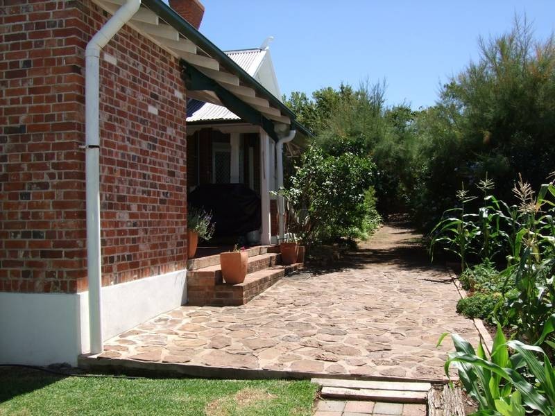 122 Henry Street, Quirindi NSW 2343