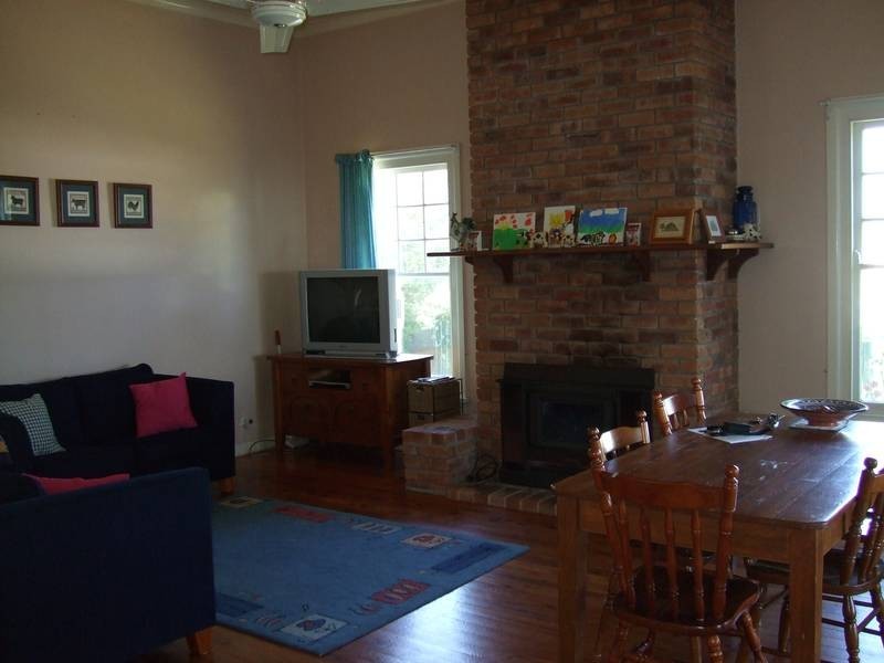 122 Henry Street, Quirindi NSW 2343