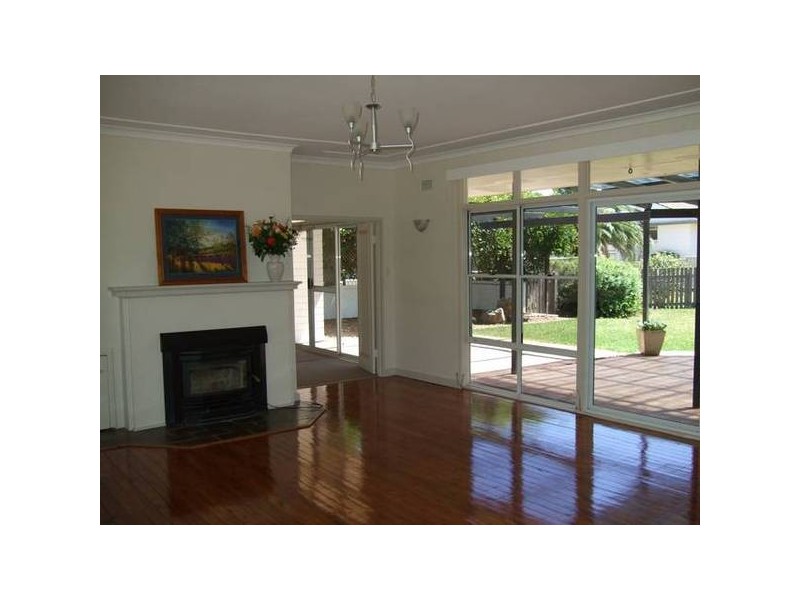 12 Snape Street, Quirindi NSW 2343