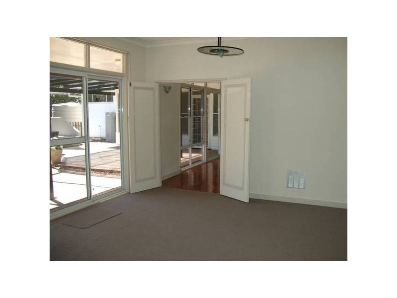 12 Snape Street, Quirindi NSW 2343