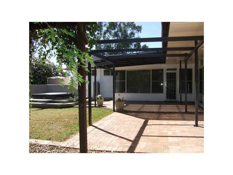 12 Snape Street, Quirindi NSW 2343