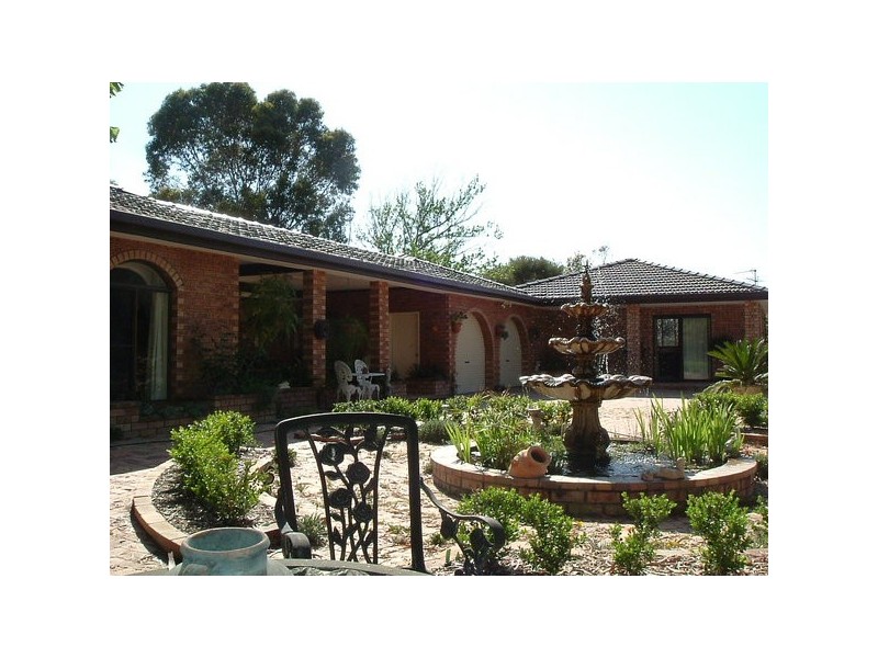 11 Stanley Cresent, Quirindi NSW 2343