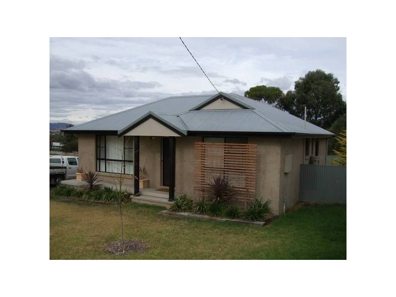 38 Breeza Street, Quirindi NSW 2343
