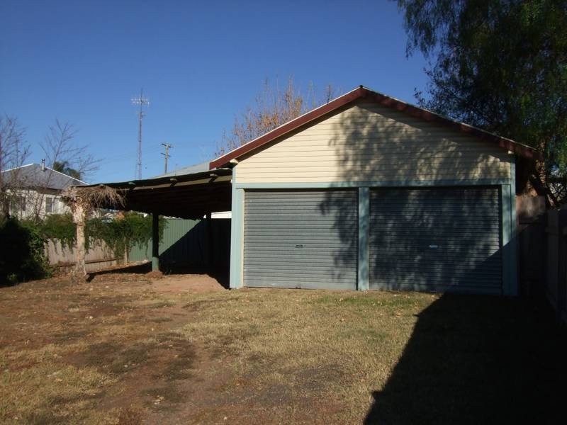 136 Hawker Street, Quirindi NSW 2343