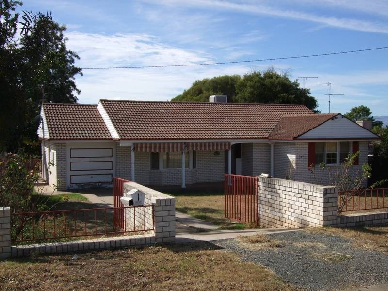 201 Hawker Street, Quirindi NSW 2343