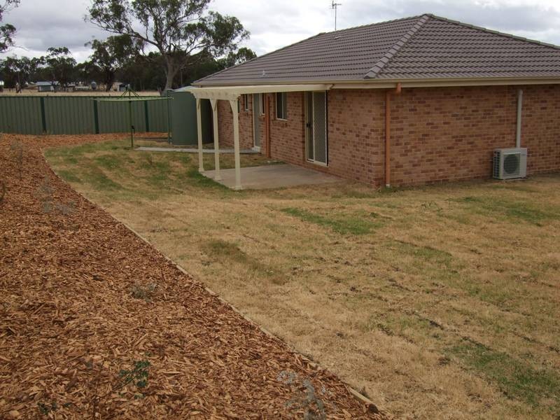 25 Morning View Close, Quirindi NSW 2343