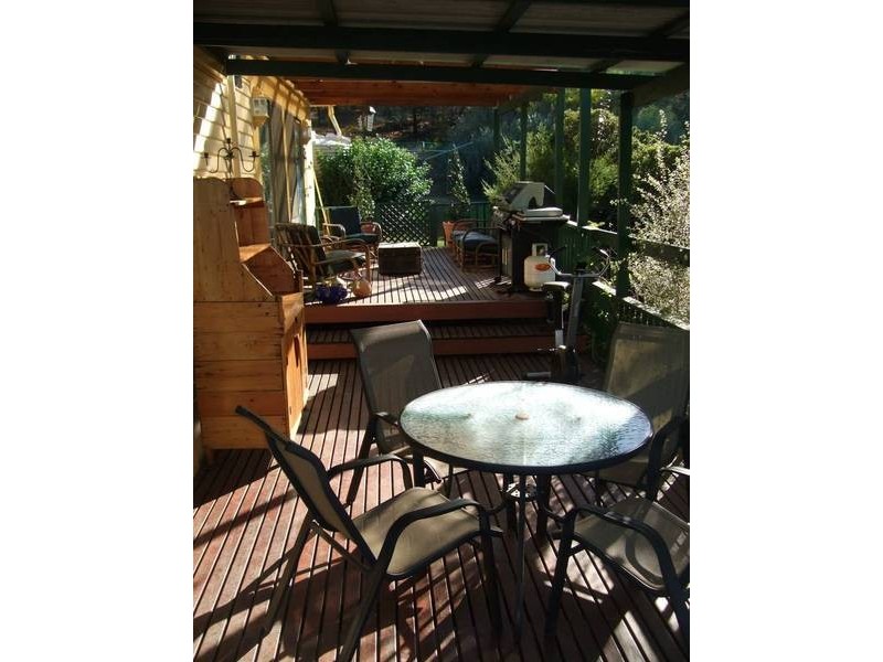 16 Uren Street, Quirindi NSW 2343