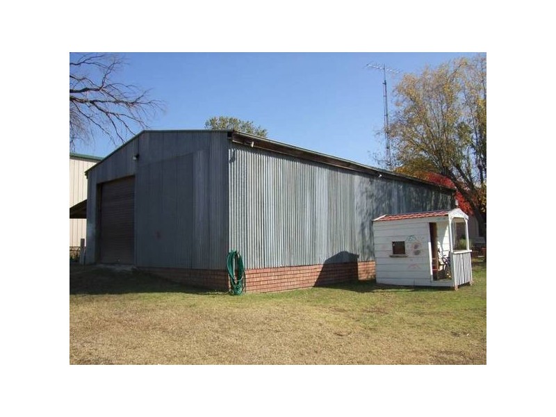 44 Russell Street, Quirindi NSW 2343