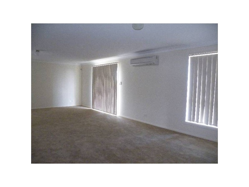 12 Morning View Close, Quirindi NSW 2343
