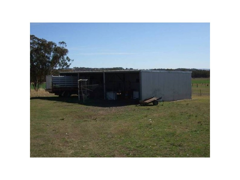 Woodton Road, Wallabadah NSW 2343