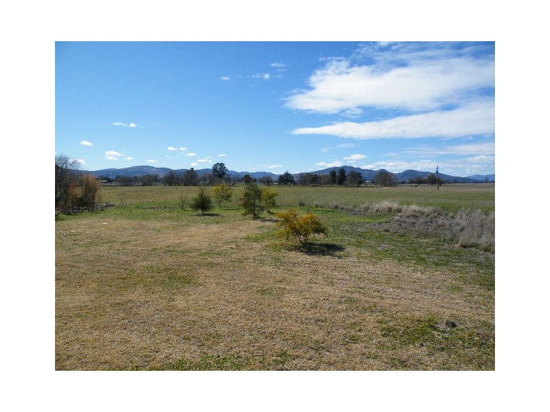 11 McCarthy Place, Quirindi NSW 2343