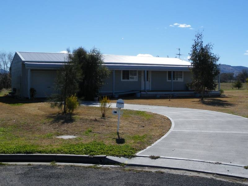 11 McCarthy Place, Quirindi NSW 2343