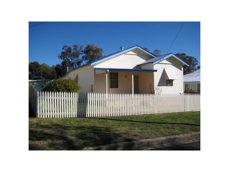 25 North Street, Werris Creek NSW 2341