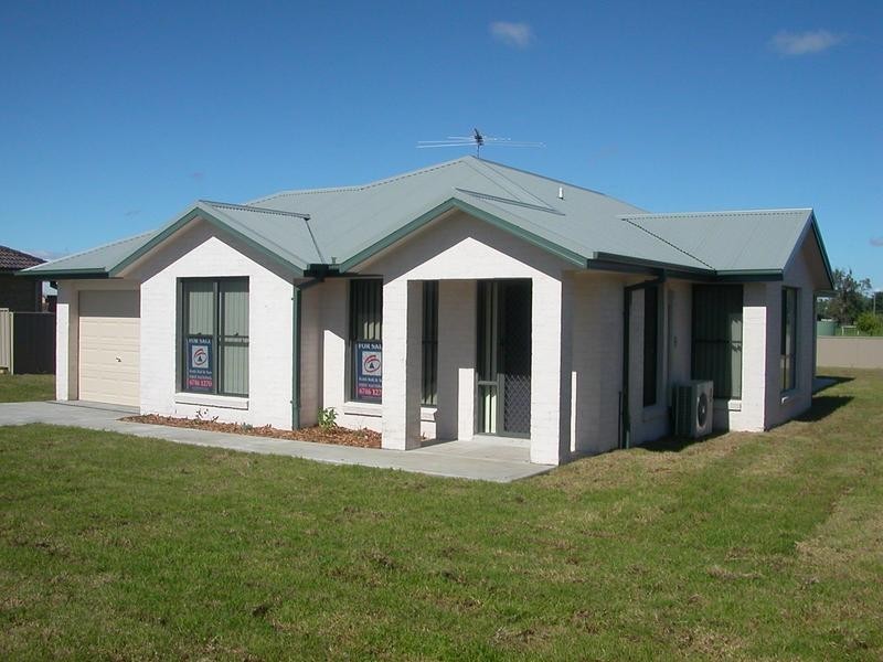 10 Green Crescent, Quirindi NSW 2343