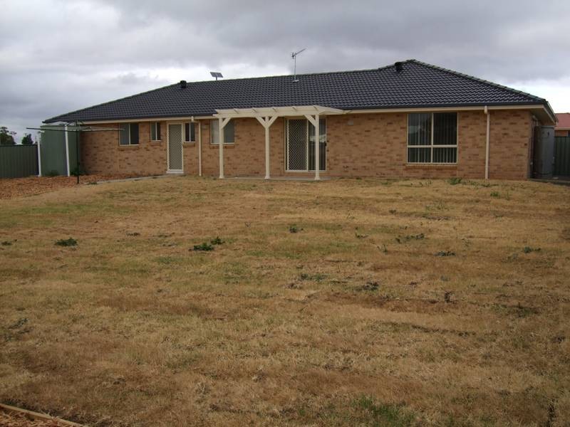 14 Morning View Close, Quirindi NSW 2343
