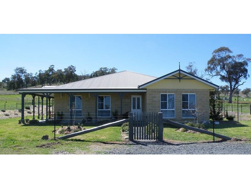 8 Kamilaroi HWY, Quirindi NSW 2343
