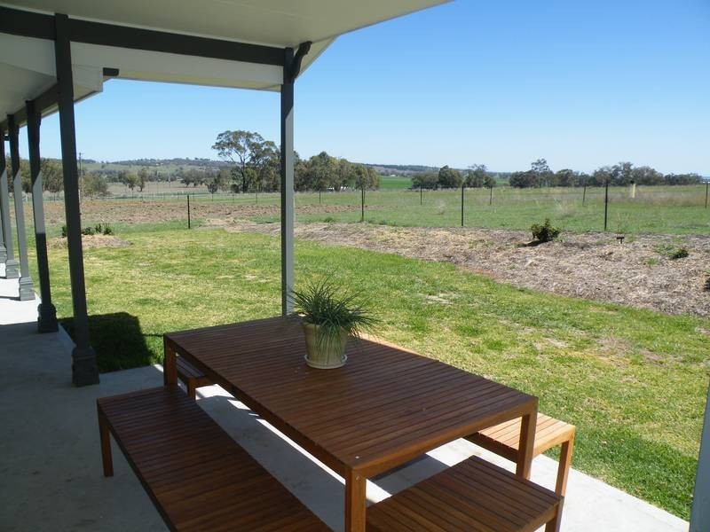 8 Kamilaroi HWY, Quirindi NSW 2343