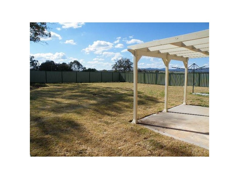 22 Morning View Close, Quirindi NSW 2343