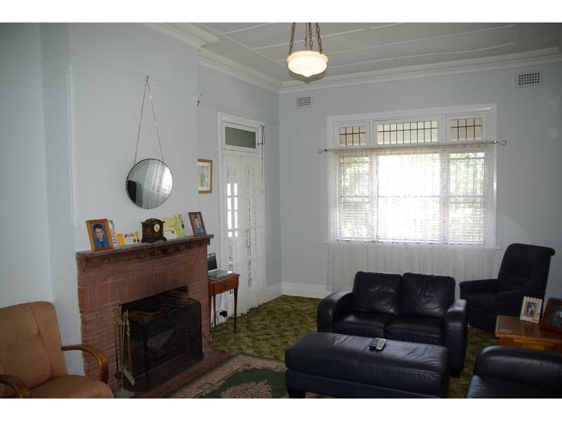 2 Thomas Street, Quirindi NSW 2343