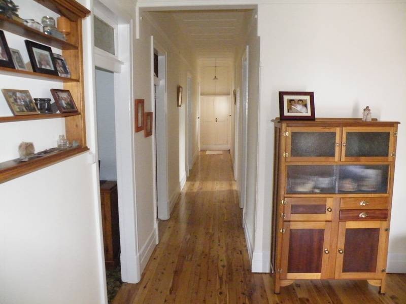 2 Thomas Street, Quirindi NSW 2343