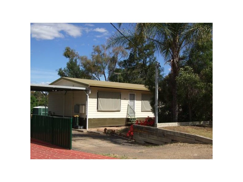 42 Breeza Street, Quirindi NSW 2343