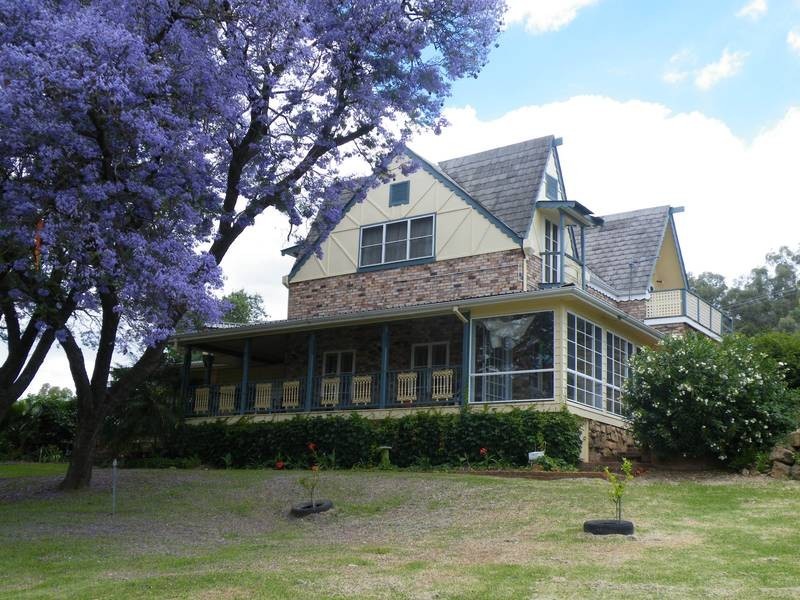 21 Breeza Street, Quirindi NSW 2343