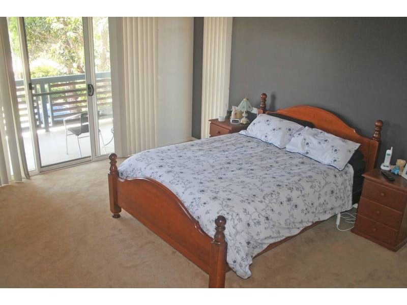 4 Buckland Street, Mollymook NSW 2539