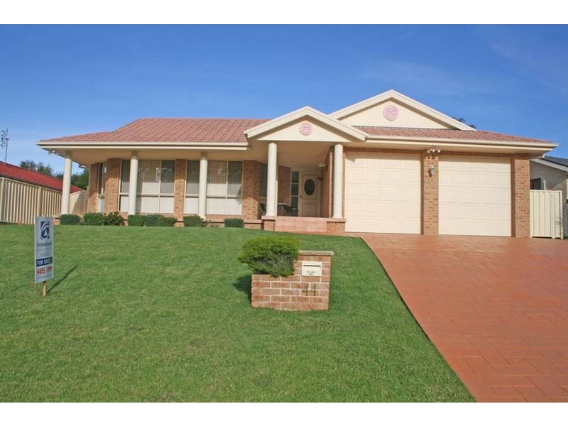 44 Golden Wattle Drive, Ulladulla NSW 2539