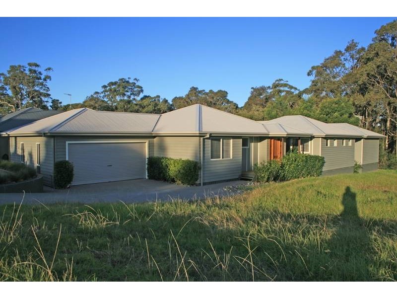 13 Wuru Drive, Burrill Lake NSW 2539