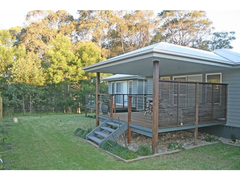 13 Wuru Drive, Burrill Lake NSW 2539