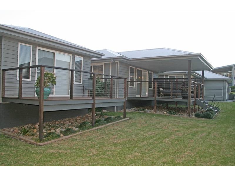 13 Wuru Drive, Burrill Lake NSW 2539