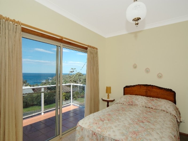 27 Pengana Crescent, Mollymook NSW 2539