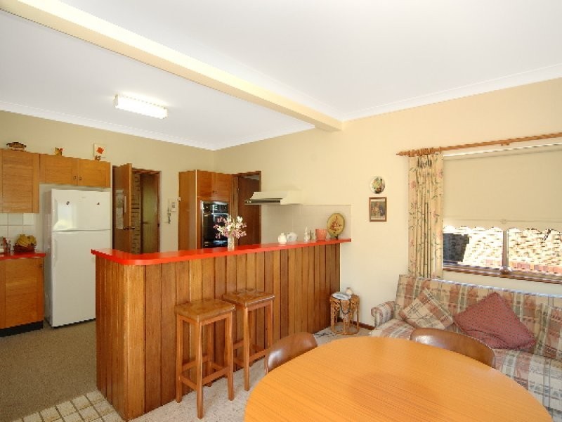 27 Pengana Crescent, Mollymook NSW 2539