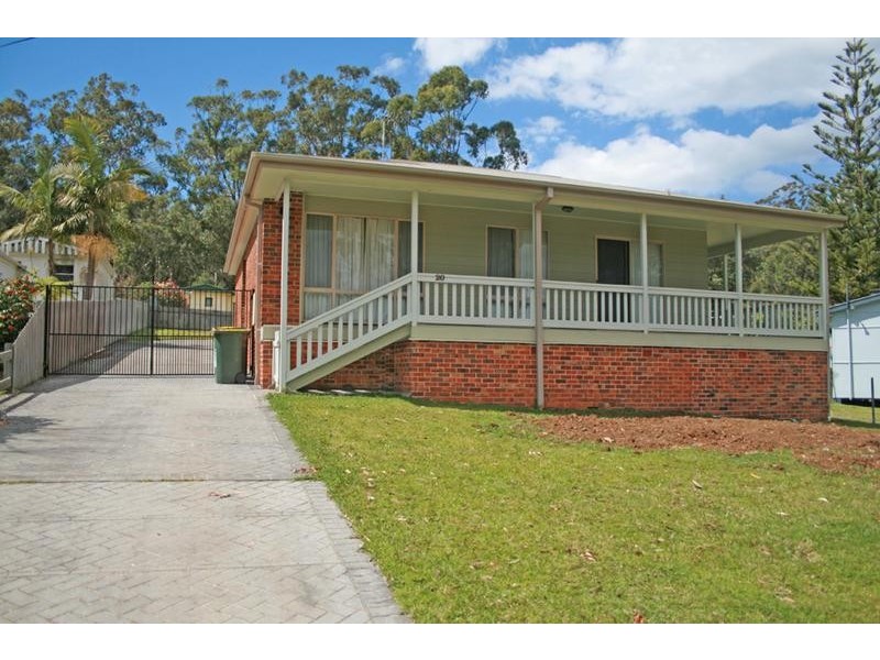20 Berringer Crescent, Berringer Lake NSW 2539
