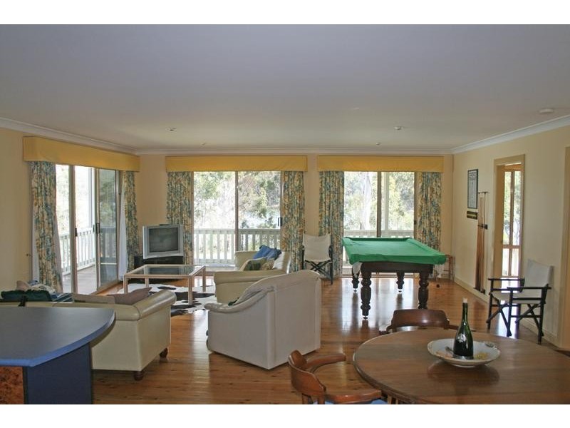 20 Berringer Crescent, Berringer Lake NSW 2539