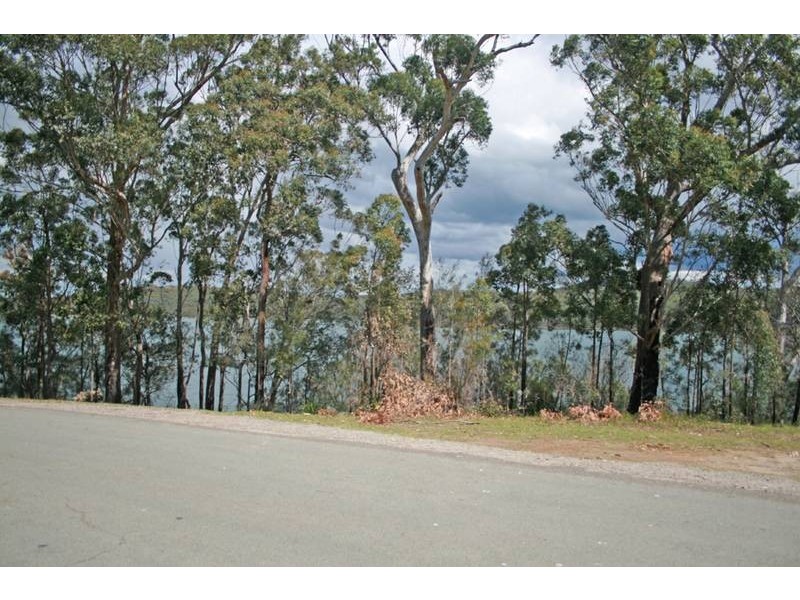 20 Berringer Crescent, Berringer Lake NSW 2539