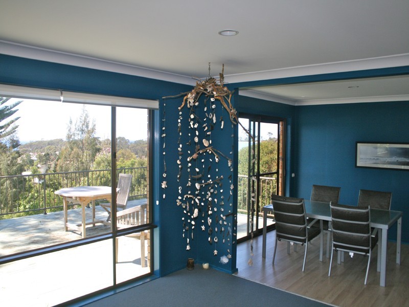 42 Pengana Crescent, Mollymook NSW 2539