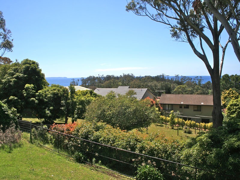 42 Pengana Crescent, Mollymook NSW 2539