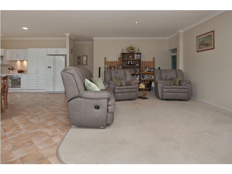 F1385 Princes Highway, Termeil NSW 2539