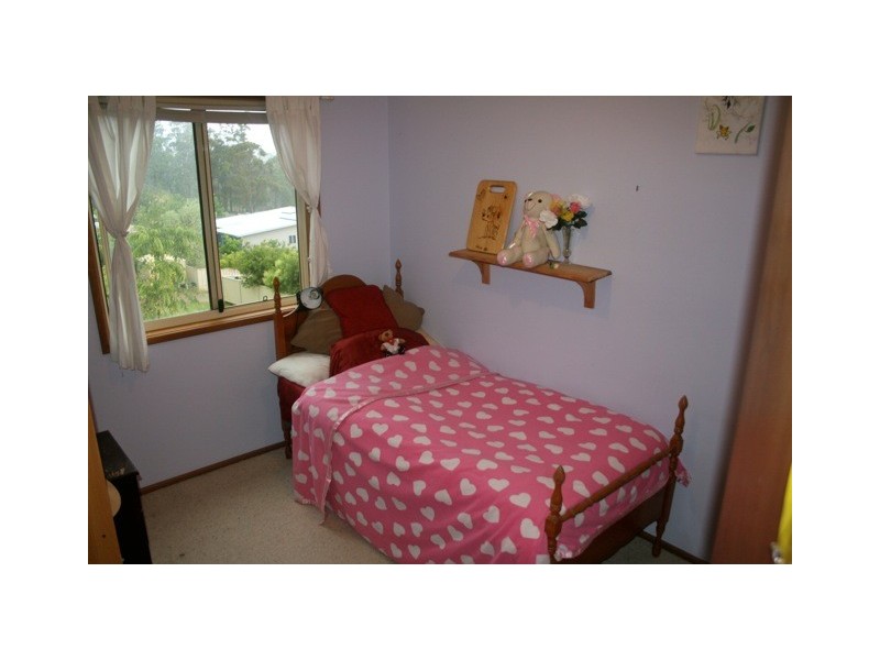 6 Huntingdale Drive, Mollymook NSW 2539