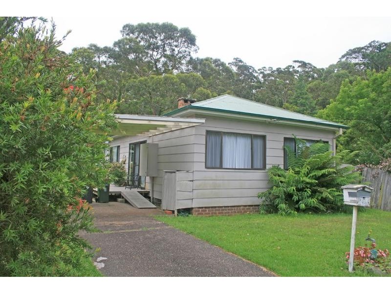 31 Kendall Crescent, Burrill Lake NSW 2539