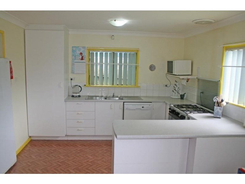 78 Wattle Street, Fishermans Paradise NSW 2539