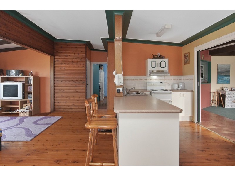 27 Highview Drive, Dolphin Point NSW 2539