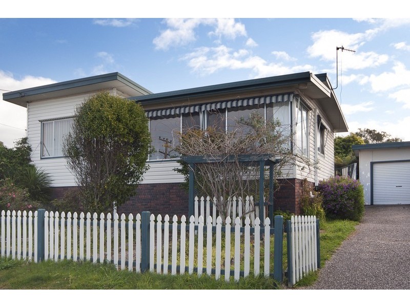 27 Highview Drive, Dolphin Point NSW 2539