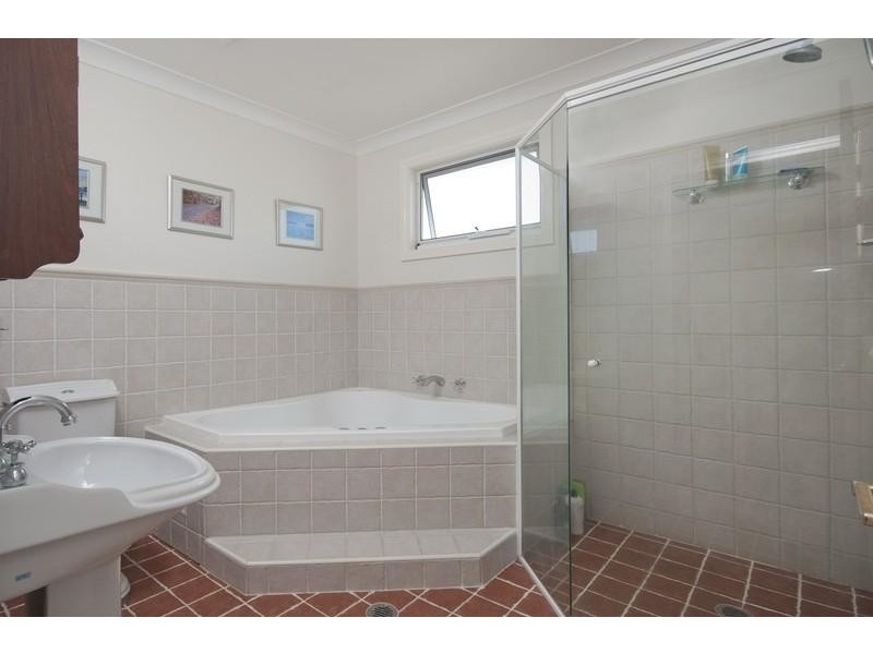 196 Mitchell Parade, Mollymook NSW 2539