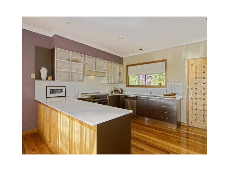 6 North East Place, Mollymook NSW 2539