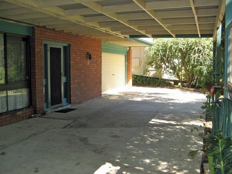 19 Turner Street, Mollymook NSW 2539