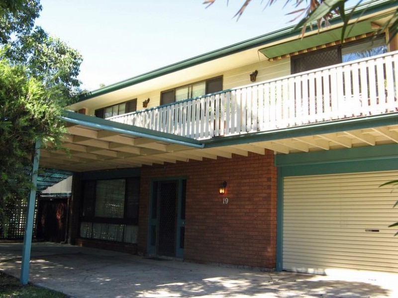 19 Turner Street, Mollymook NSW 2539