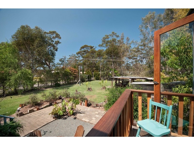 18A River Road, Lake Tabourie NSW 2539