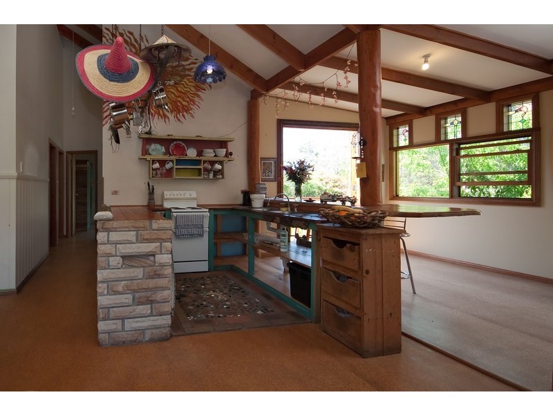 18A River Road, Lake Tabourie NSW 2539